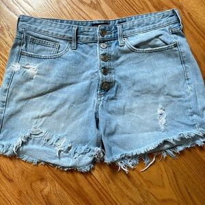 Lucky Brand Cutoff Denim shorts light wash button down boyfriend short size 10